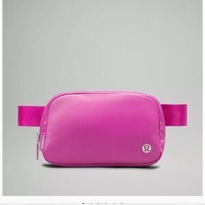 Lululemon Everywhere Belt Bag 1L Pink